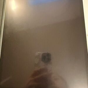 Apple IPad Pro 6th Gen 13inch no cellular